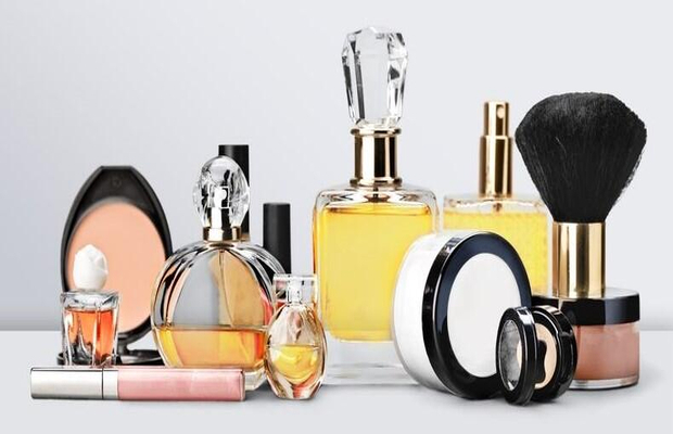 彩妆与香氛产品测试